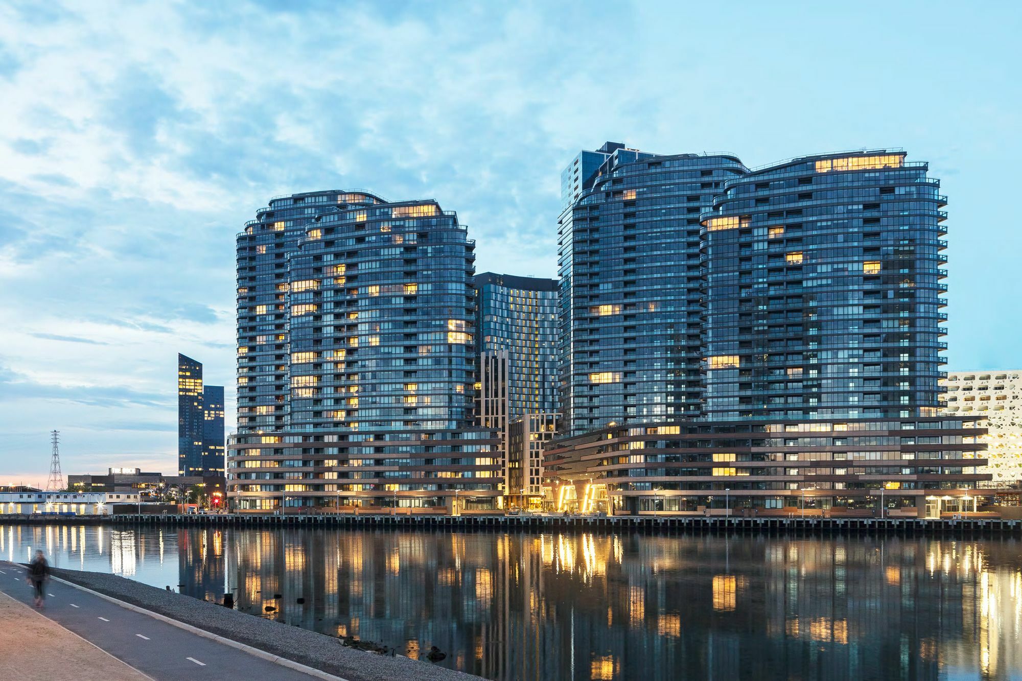 Winston Apartments Docklands Melbourne Exterior photo